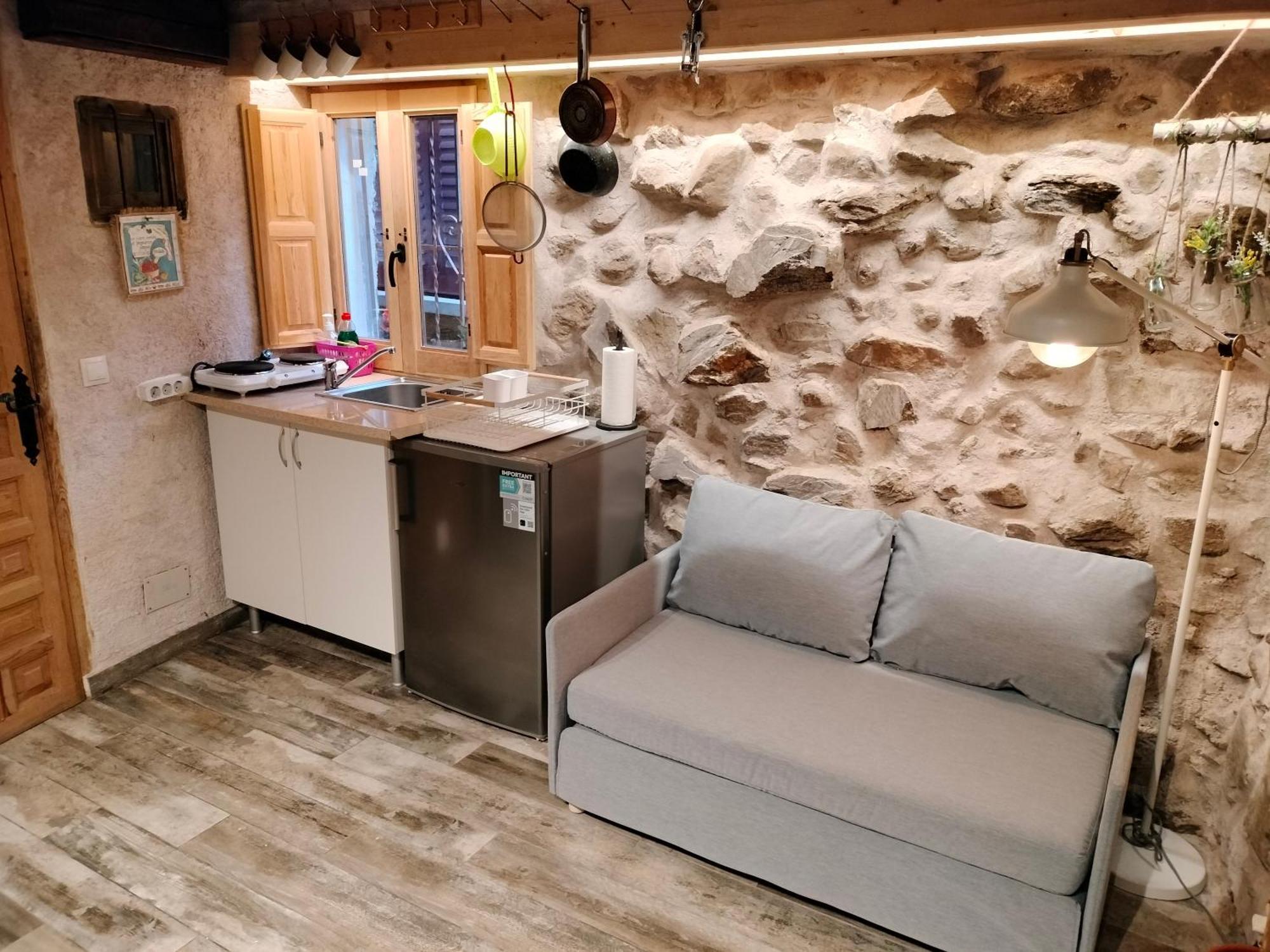 Casita Con Encanto: Tranquil Sierra Madrid Retreat With Wi-fi * Villavieja del Lozoya